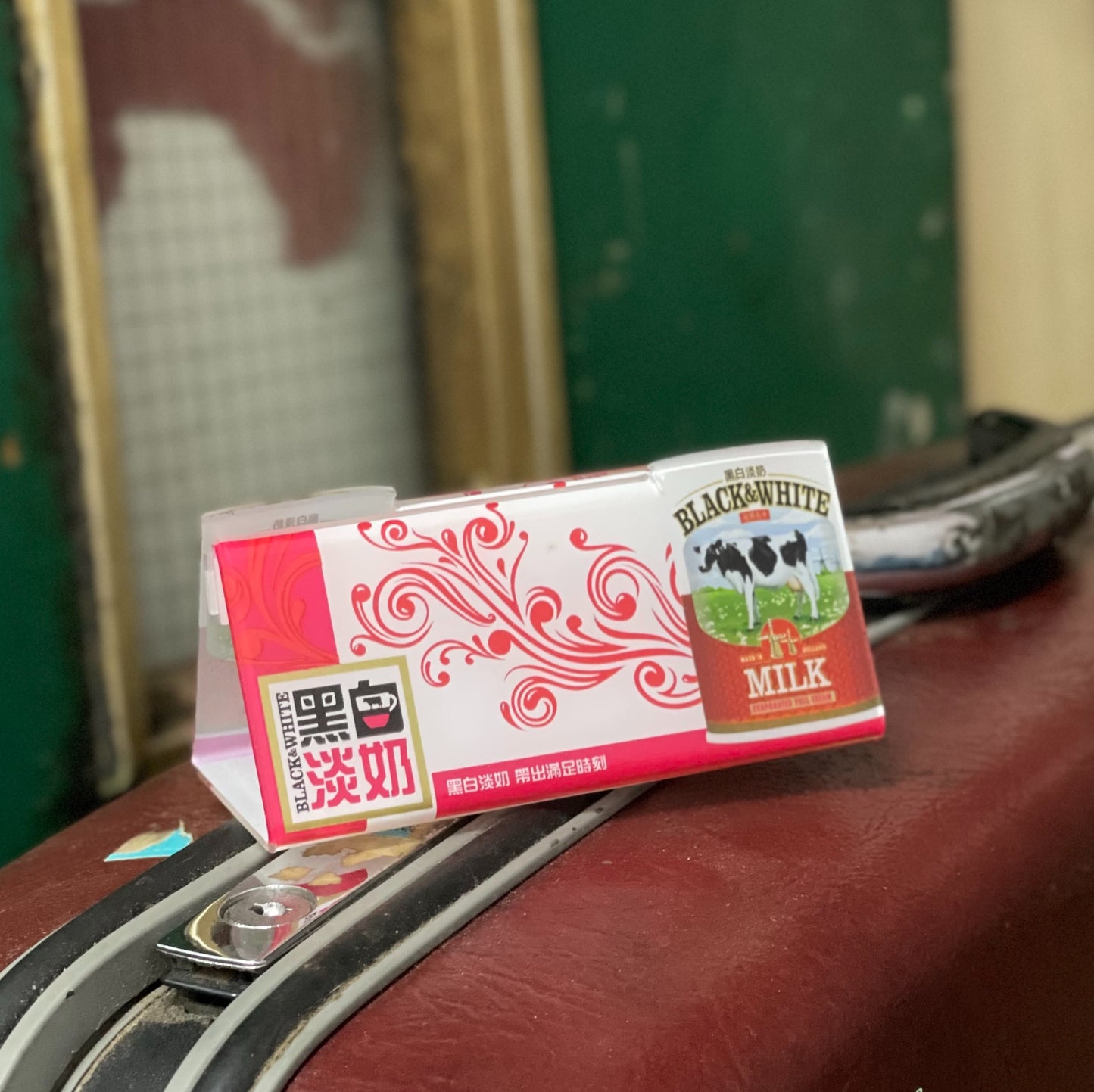 茶餐廳黑白淡奶餐牌座