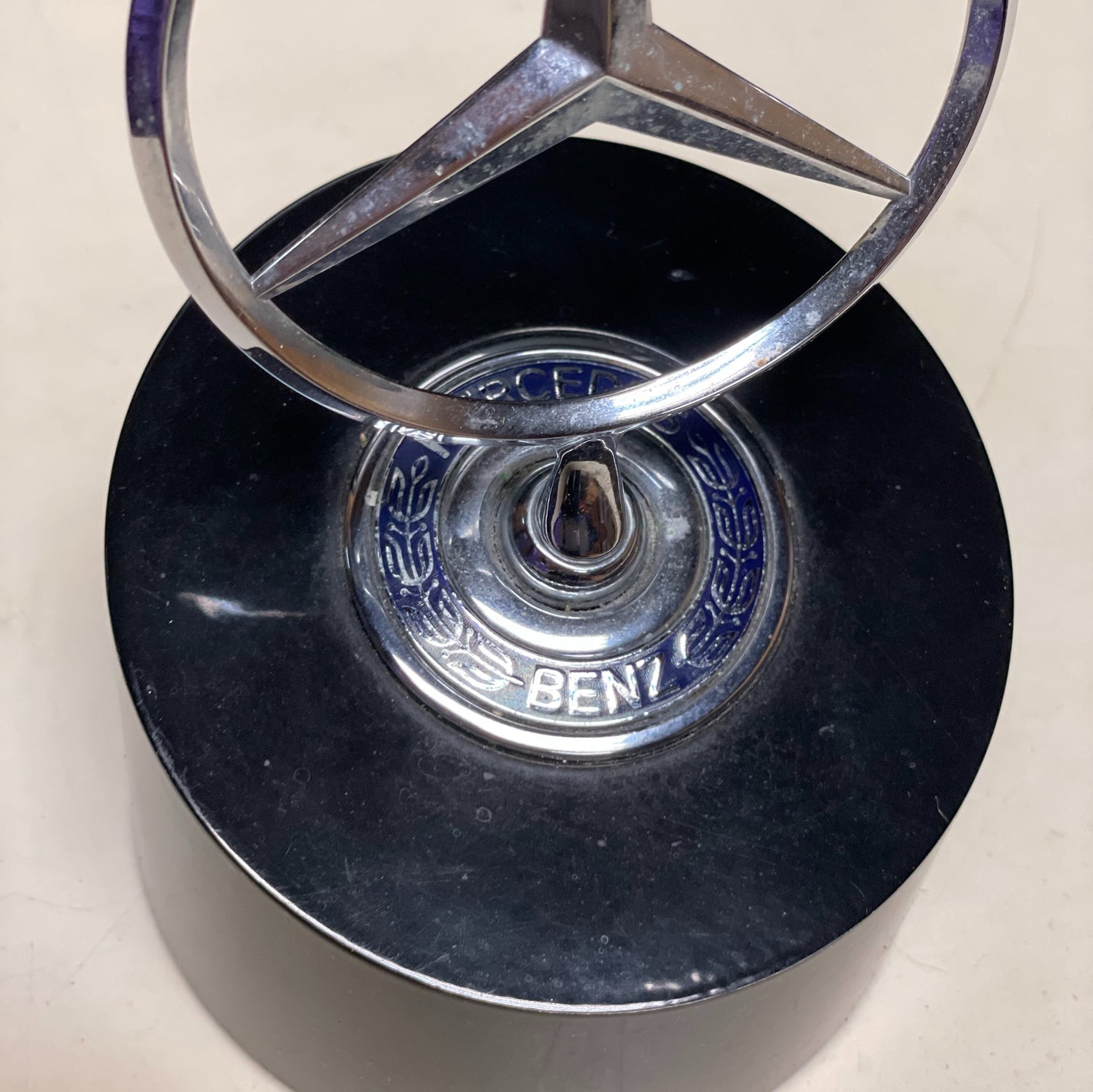 Mercedes Benz 紙鎮