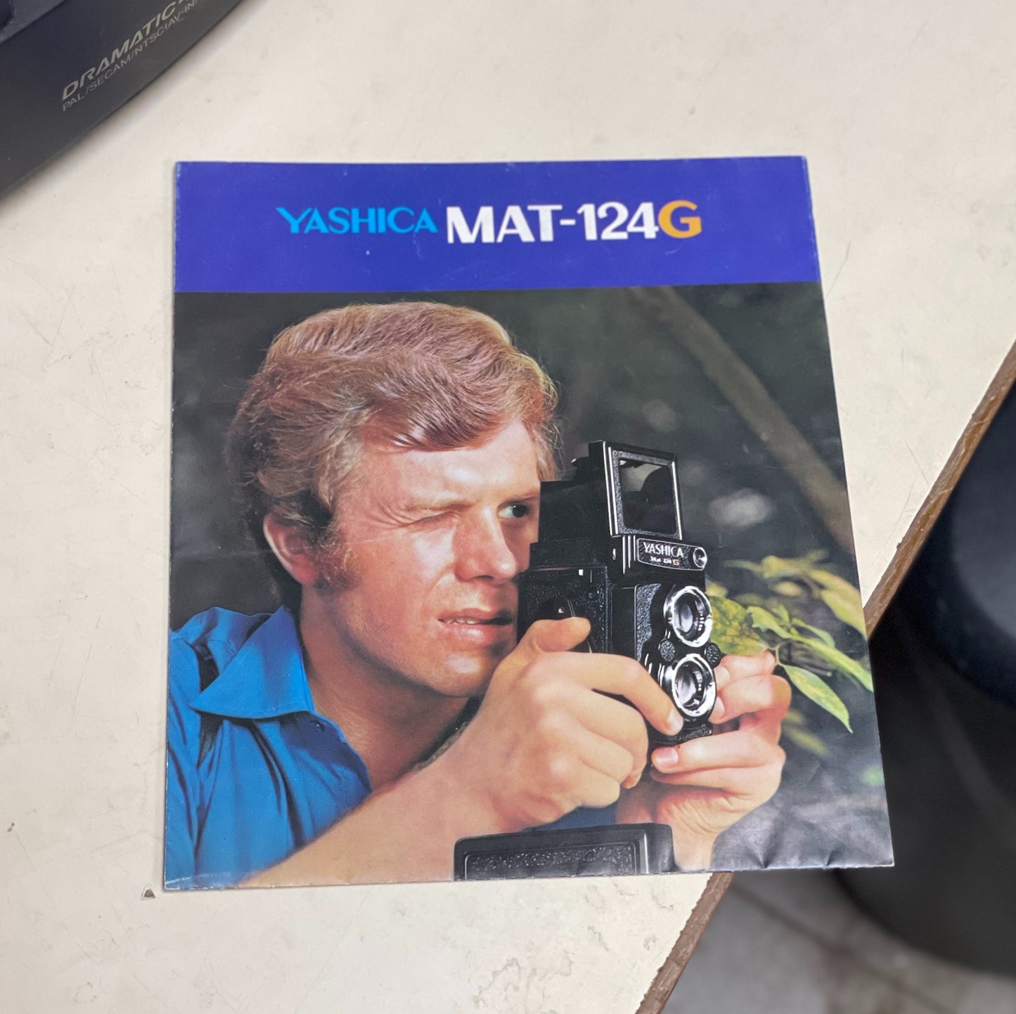 YASHICA MAT-124G Catalog