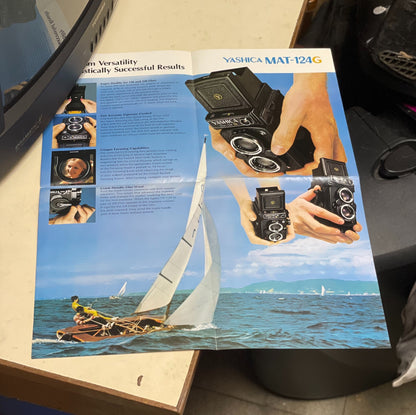 YASHICA MAT-124G Catalog