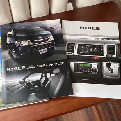 Toyota Hiace 日本版Catalog (2)